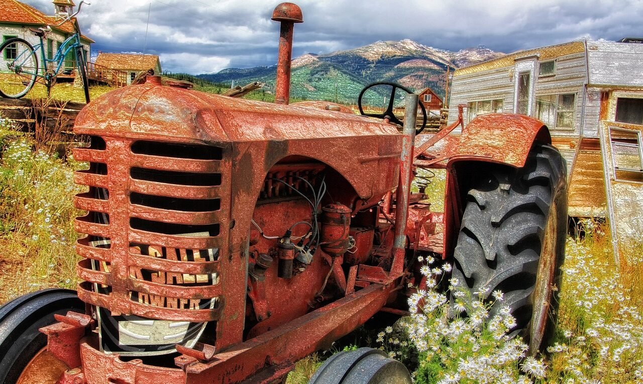 tractor-gcacb661ee_1280